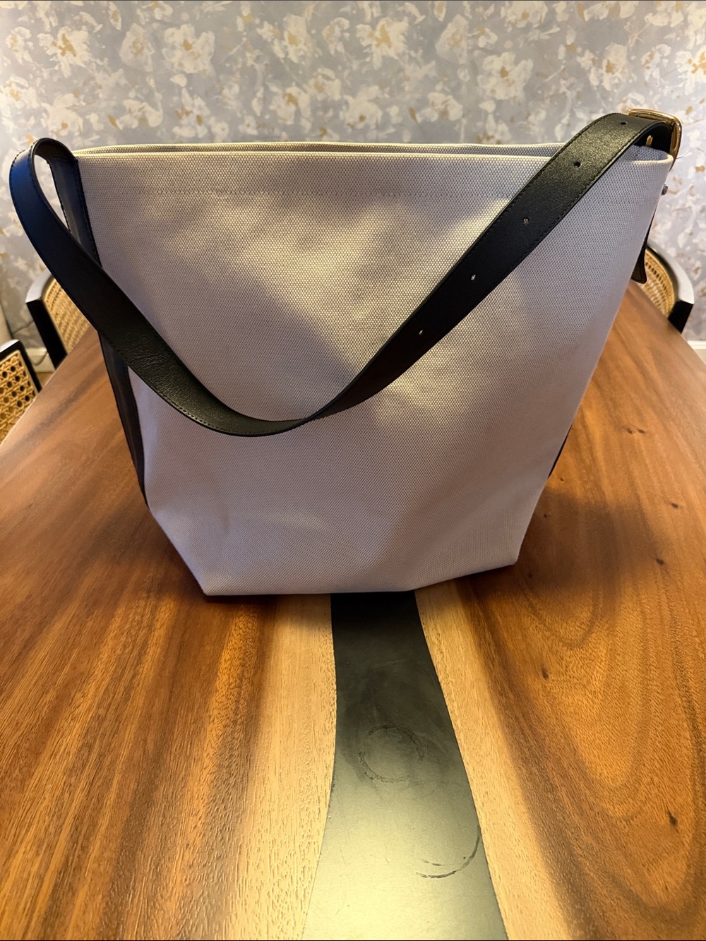 NEW LISTING 🍇 ESSENTIAL BUCKET TOTE 🍇 MADEWELL 🍇 LARGE 🍇 NEUTRAL